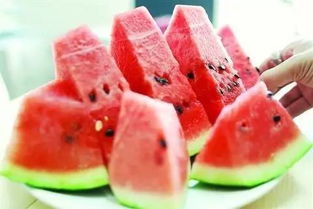 草莓樱桃西瓜榴莲通用包装盒——时尚与实用的完美结合